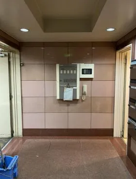 ヨンキュウ東京築地ビルの外観
