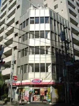 築地岡田ビルの外観