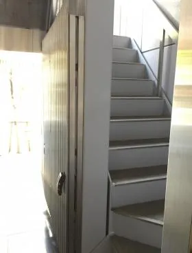 ソウエイビルの外観