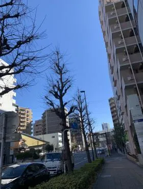 東部ヨコハマビルの外観