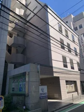 一幸ビルの外観