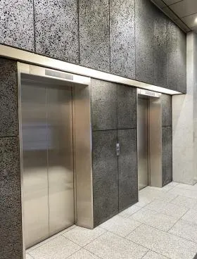 茅場町1丁目平和ビルの外観