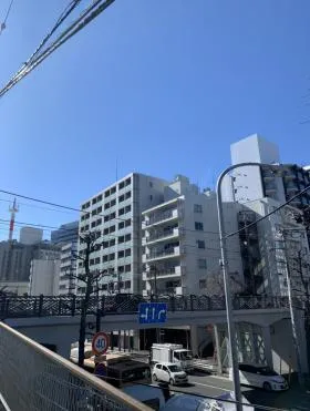 栄ビルの外観