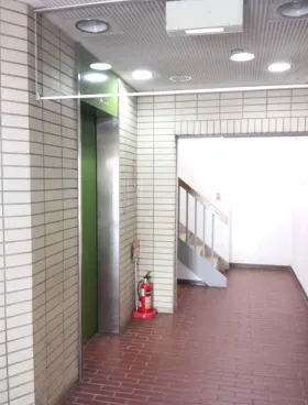 岩井ビルの外観