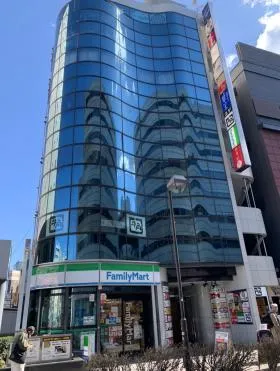 レスポアール295ビルの外観