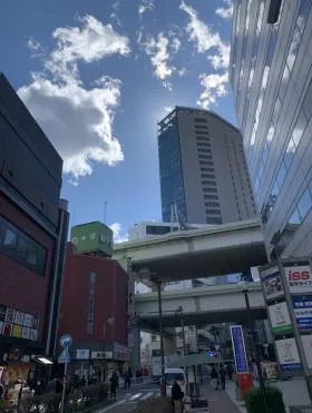 レスポアール295ビルの外観
