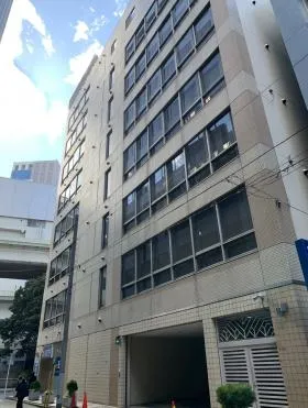 久保田ビルの外観