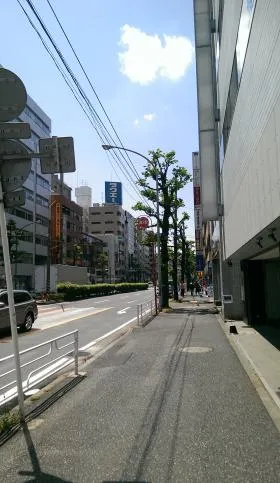 横浜鶴屋町ビルの外観