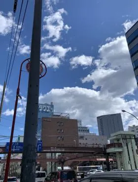 YT33ビルの外観