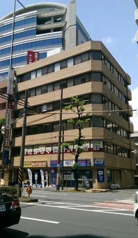 横浜OSビルの外観