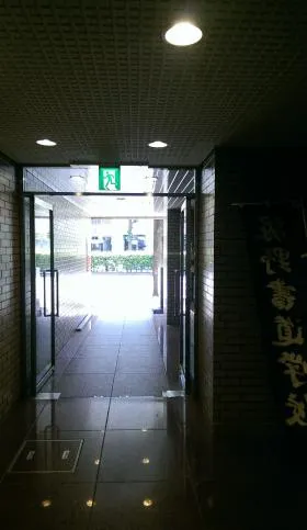 横浜OSビルの外観