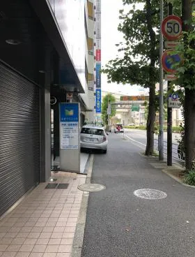 横浜西口ビルの外観