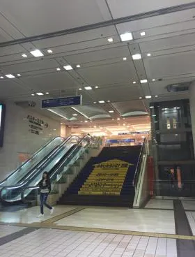スカイビルの外観