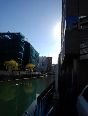 シンデン本社ビルの外観