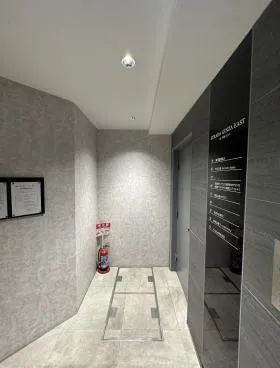 STRADA GINZA EASTビル(旧:築地SKビルの外観