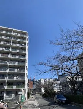 コパールーフ横浜ビルの外観