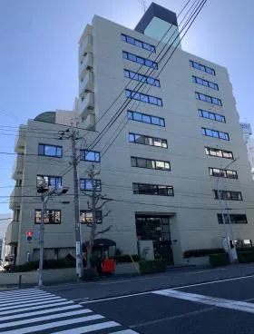 パークノヴァ横浜壱番館ビルの外観