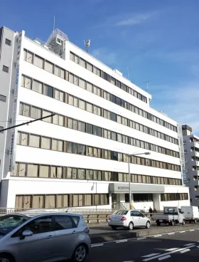 三石ヨコハマビルの外観