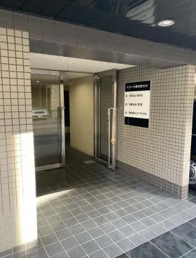 サンドール横浜ビルの外観