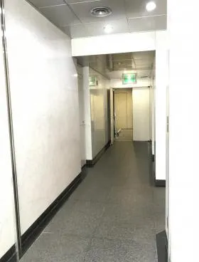 アルカディアビルの外観