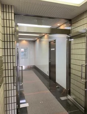 NSビルの外観