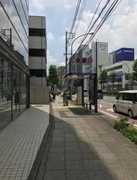 横浜楠町ビル(ニッセイ横浜楠町)の外観