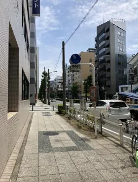 ベンハウスビルの外観