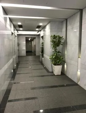 タイムズビルの外観