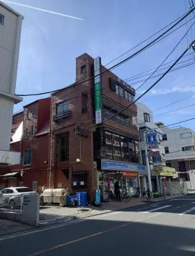 庄司横浜西口ビルの外観