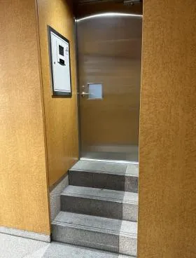 ミレニアム築地ビルの外観