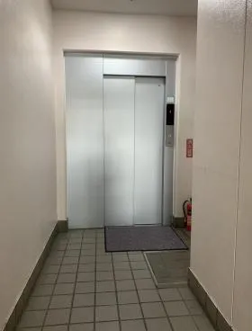 平野ビルの外観