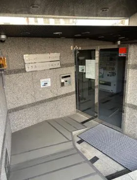 LMC.Gビルの外観