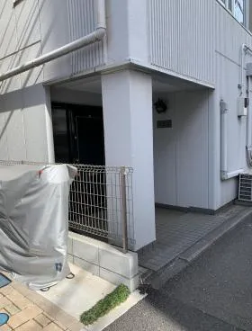 本間ビルの外観