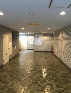 トーア新富マンションの外観
