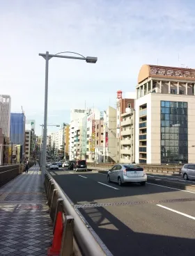 横浜西口藤澤ビルの外観