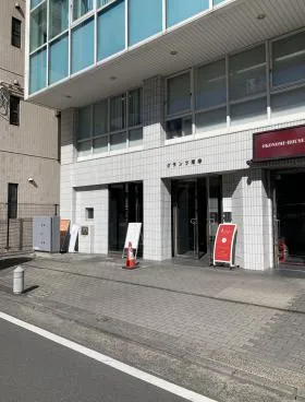 グランツ南幸ビルの外観