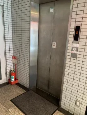 権田ビルの外観