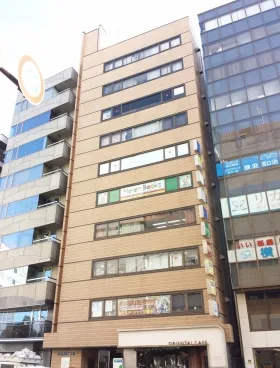 オーチュー横浜ビルの外観