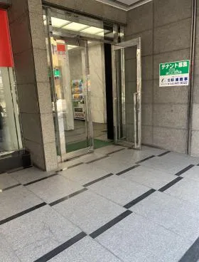 ヴェルディ横浜ビルの外観