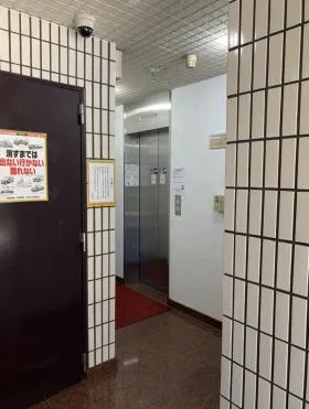 第2土屋ビルの外観