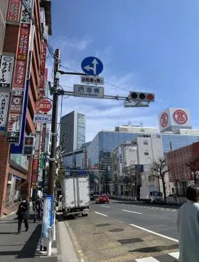 三栄ビルの外観