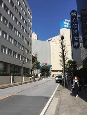 NMF横浜西口(旧NOF横浜西口)ビルの外観