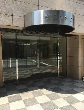 横浜NSビルの外観