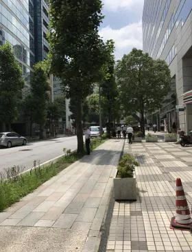 横浜HSビルの外観