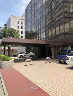横浜西口加藤ビルの外観