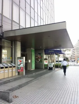 銀洋ビルの外観