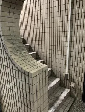 寺内ビルの外観