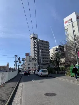 北幸ぐうはうすAビルの外観