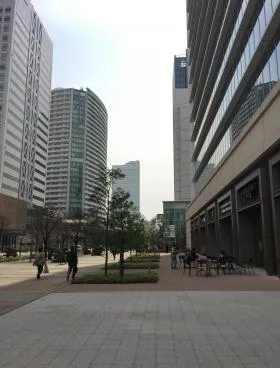 横浜アイマークプレイスの外観
