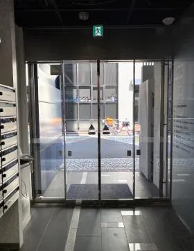 東京石灰工業(株)東石ビルの外観